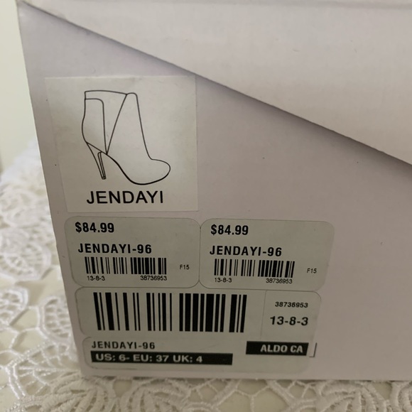 Black booties NWT - Picture 4 of 6